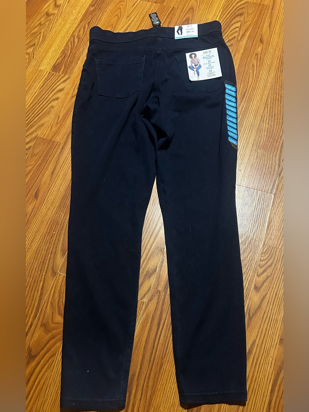 HUE Women’s Midnight Skinny Ponte Pants